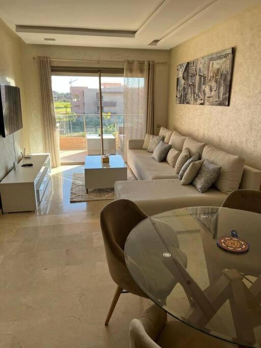 Beautiful Apartment In Golf City Marrakech Маракеш Екстериор снимка
